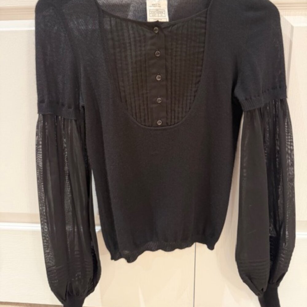 CHANEL Sweater 100% Authentic - Picture 14 of 16